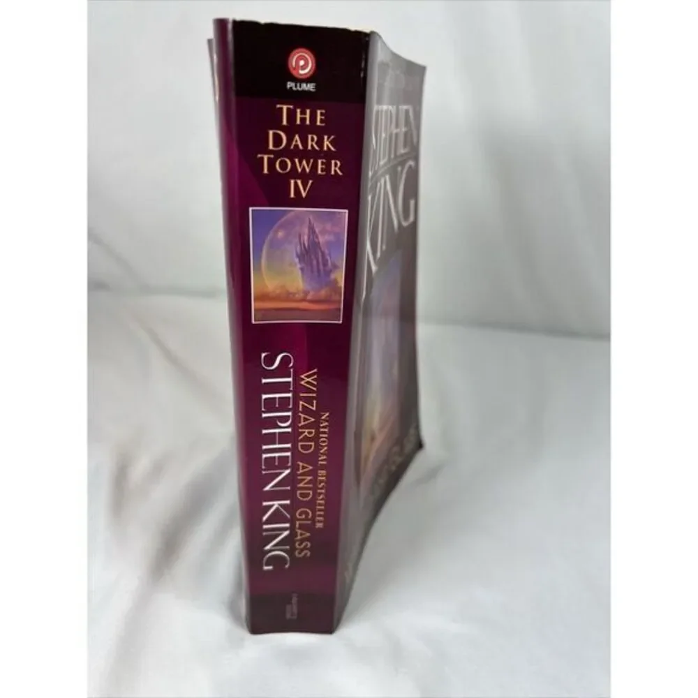 Stephen King‎ The Dark Tower IV: Wizard And Glass 1997 p/b very good